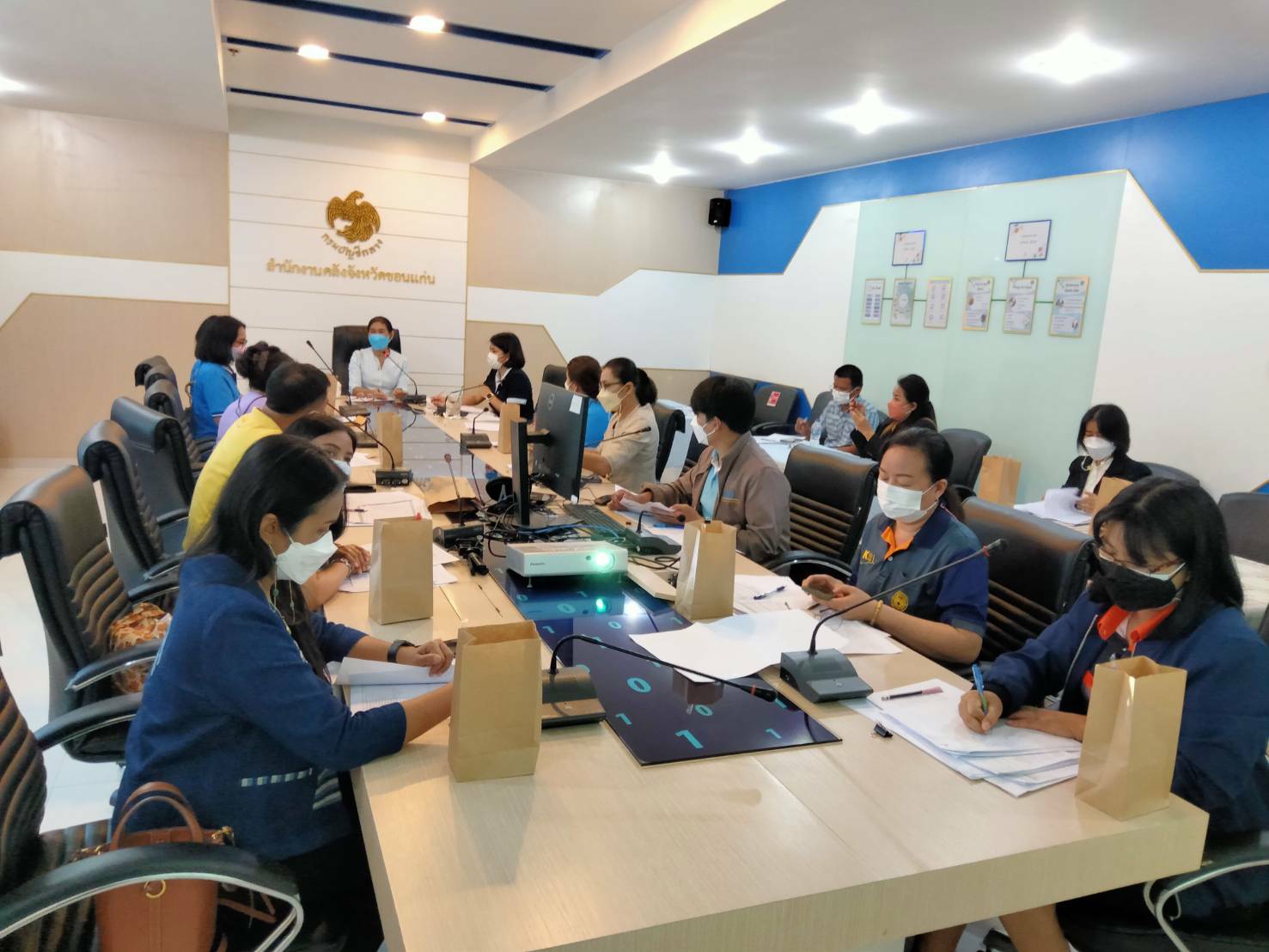?พช.ขอนแก่น : ร่วมประชุมติดตามเร่งรัดการใช้จ่ายงบประมาณภาครัฐจังหวัดขอนแก่น (กลุ่มย่อย) ครั้งที่ ๒/๒๕๖๕ ?