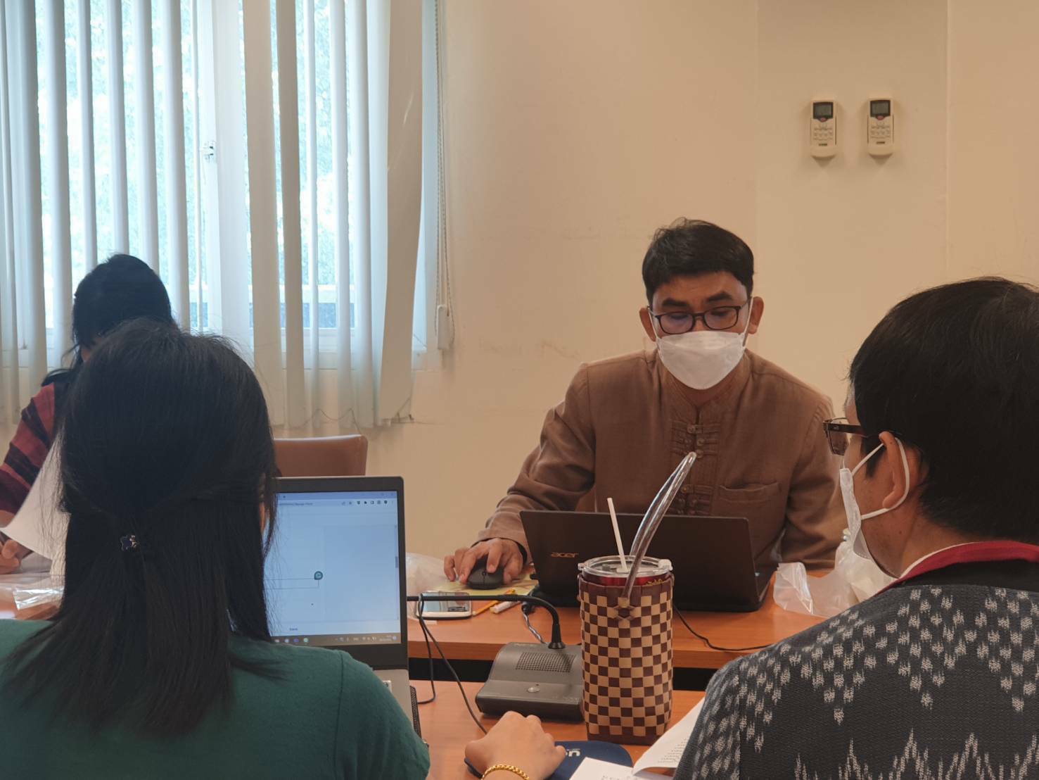 ?พช.ขอนแก่น : บันทึกและตรวจสอบความถูกต้องของข้อมูลและเอกสาร การคัดสรรสุดยอดหนึ่งตำบล หนึ่งผลิตภัณฑ์ไทย ปี พ.ศ. ๒๕๖๕ (OTOP Product Champion : OPC)?
