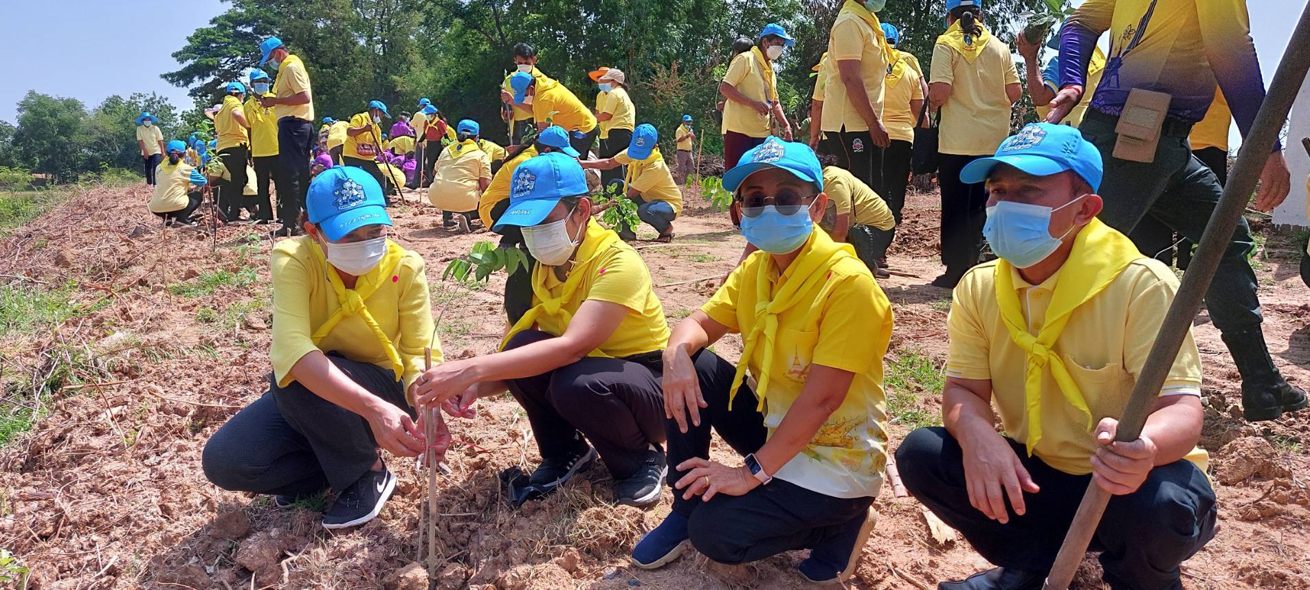 ?พช.ขอนแก่น : รวมกิจกรรมเนื่องในวันพระบาทสมเด็จพระปกเกล้าเจ้าอยู่หัว ประจำปี พ.ศ 2565 และกิจกรรมจิตอาสาพัฒนาปลูกป่าเพิ่มพื้นที่สีเขียวจังหวัดขอนแก่น?