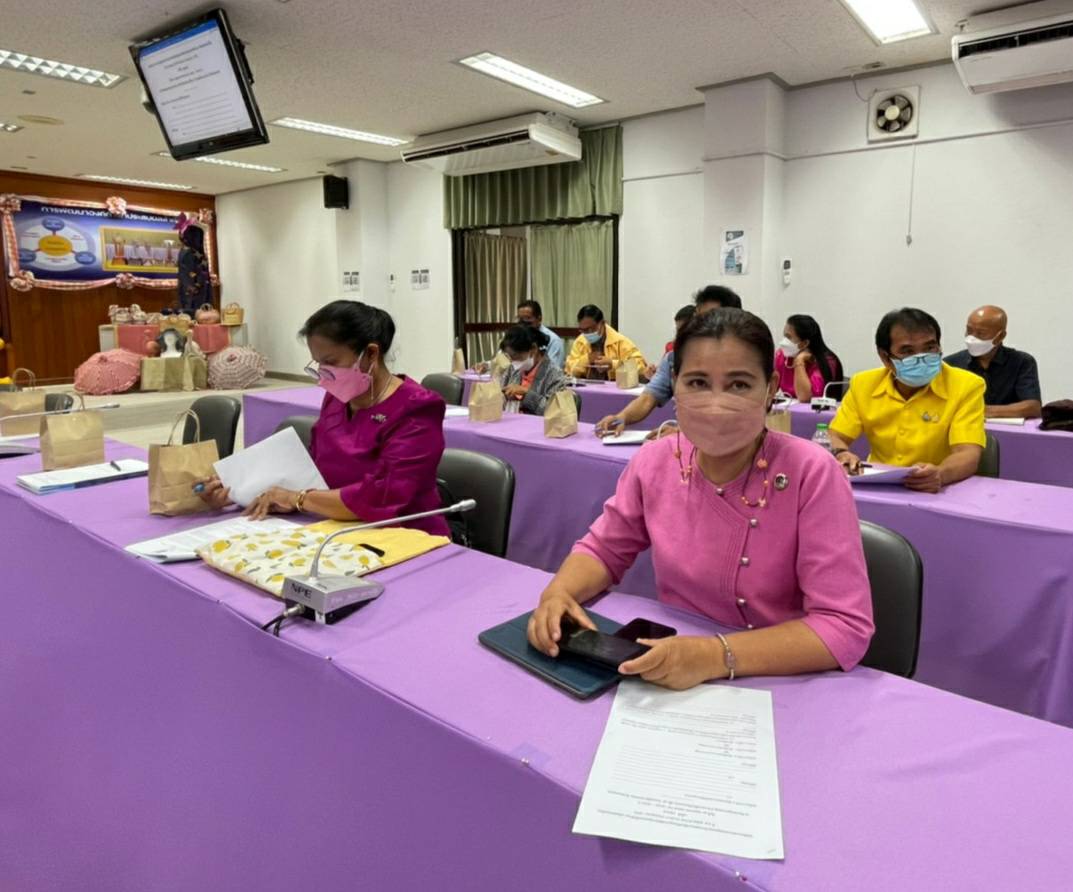 พช.ขอนแก่น : ประชุมเตรียมความพร้อมโครงการคัดสรรสุดยอดหนึ่งตำบล หนึ่งผลิตภัณฑ์ไทย ปี พ.ศ. 2565 (OTOP Product Champion : OPC) ระดับจังหวัด