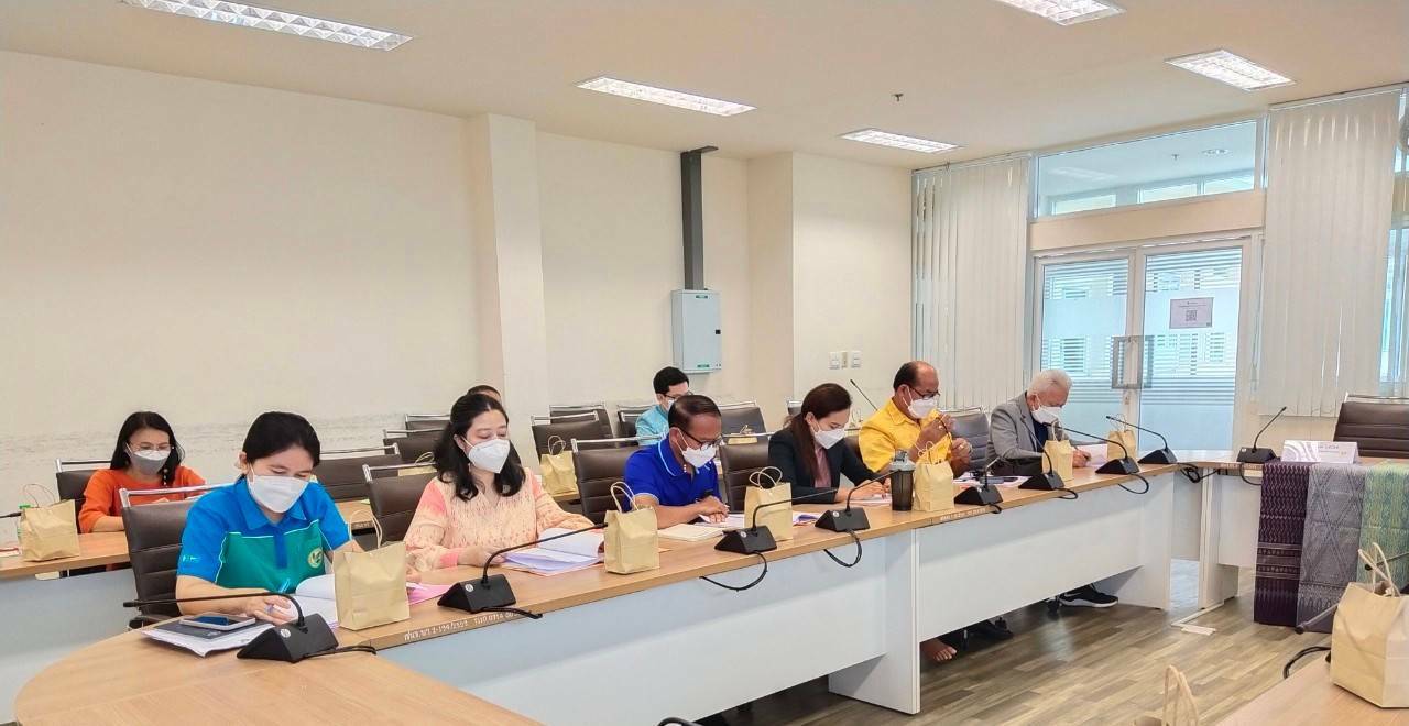 จังหวัดขอนแก่น : ประชุมคณะกรรมการดำเนินการคัดสรรสุดยอดหนึ่งตำบล หนึ่งผลิตภัณฑ์ไทย (OTOP Product Champion : OPC) ประจำปี 2565