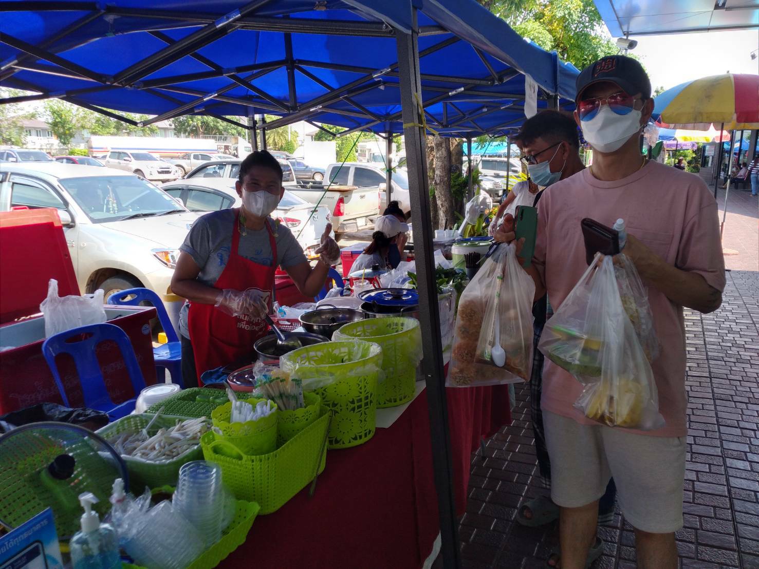 ?”พช.”ขอนแก่น : ตรวจเยี่ยมและให้กำลังใจผู้ประกอบการในงาน“OTOP Mobil @PTT Station” ภายใต้โครงการ “ผลิตภัณฑ์ชุมชน คนรักสุขภาพ ครั้งที่ 2” ระหว่างวันที่ 1-5 มิถุนายน 2565 พร้อมอุดหนุนสินค้าเพื่อเป็นขวัญ กำลังใจ?