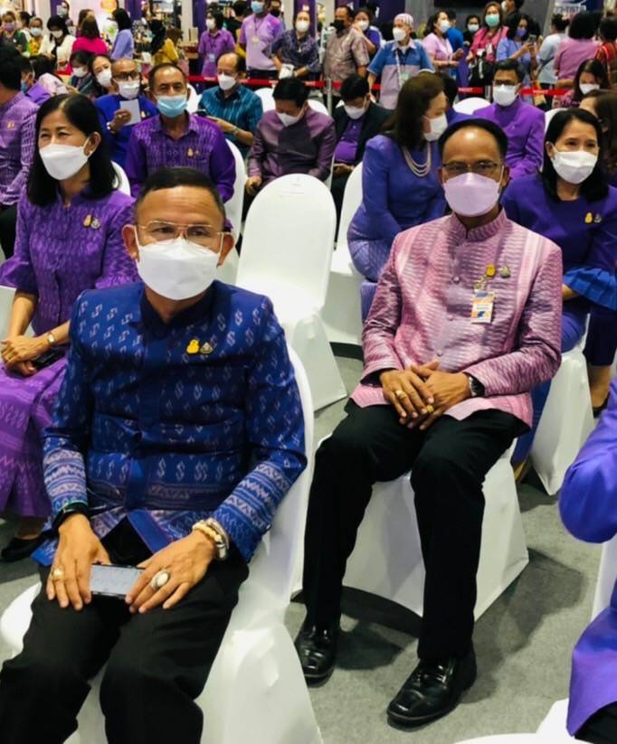 ?จังหวัดขอนแก่น : ร่วมเปิดงาน OTOP MIDYEAR 2022 “สุขช้อป สุขใจ สุขทั่วไทยรวมไว้ในที่เดียว” ณ อิมแพ็ค เมืองทองธานี?