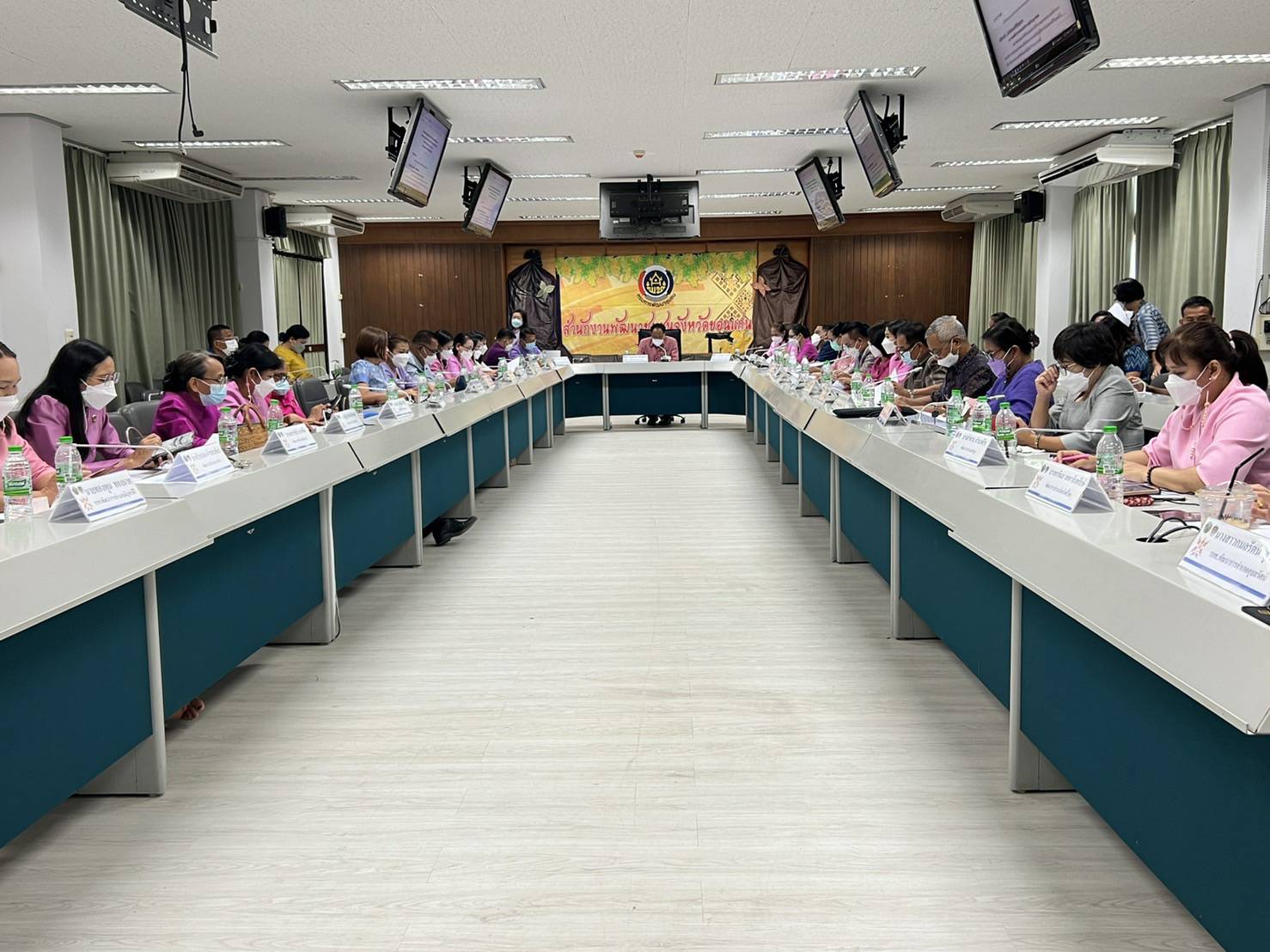 พช.ขอนแก่น : ประชุมผู้บริหารและนักวิชาการพัฒนาชุมชนจังหวัด เพื่อติดตามงานและประสานงานในการขับเคลื่อนงานพัฒนาชุมชน ครั้งที่ 5/2565