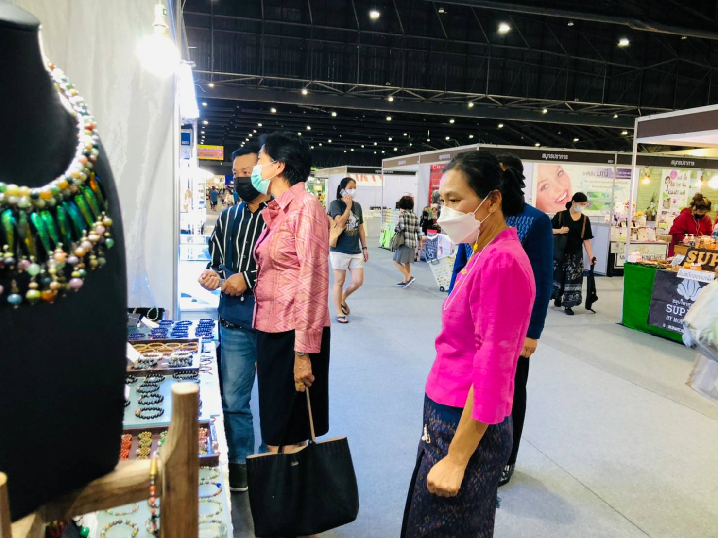 ?จังหวัดขอนแก่น: ร่วมโครงการกองทุนพัฒนาบทบาทสตรี สร้างโอกาสด้านอาชีพ สร้างสรรค์บทบาทสตรี สู่ความเข้มแข็งในชุมชน?