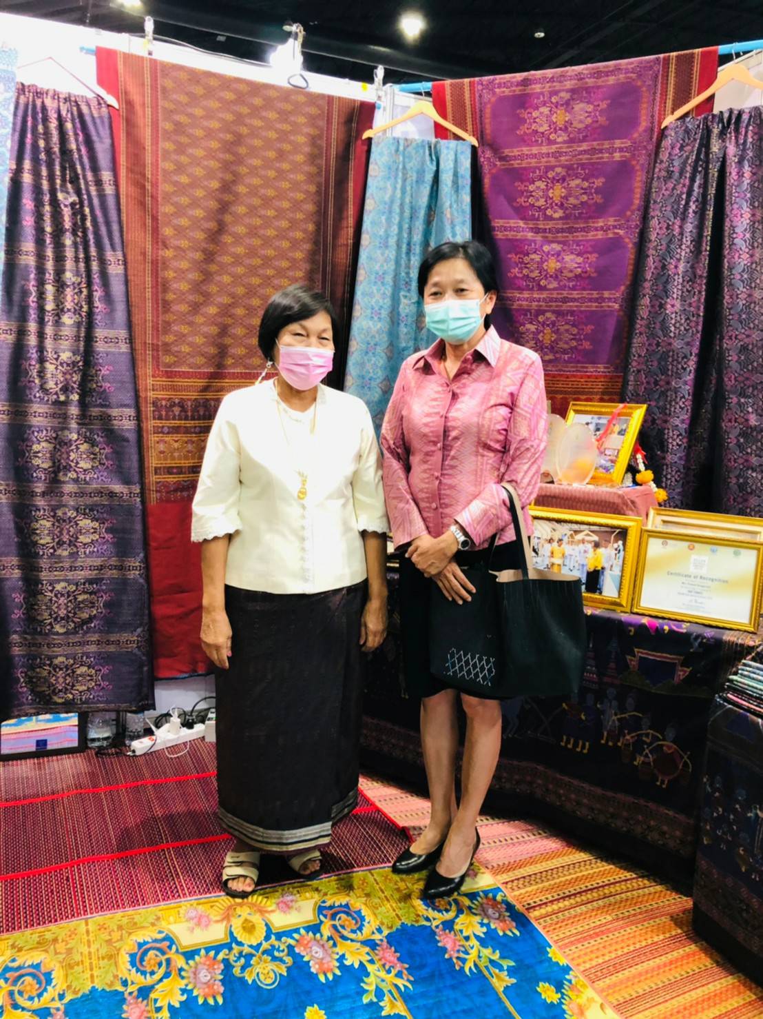 ?จังหวัดขอนแก่น: ร่วมโครงการกองทุนพัฒนาบทบาทสตรี สร้างโอกาสด้านอาชีพ สร้างสรรค์บทบาทสตรี สู่ความเข้มแข็งในชุมชน?