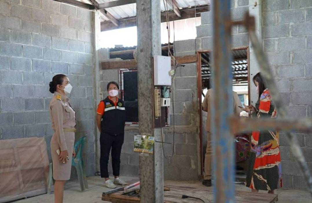 ?จว.ขอนแก่น : ผู้ตรวจราชการกรมการปกครอง เขตตรวจราชการที่ 12 ตรวจเยี่ยมโครงการซ่อมที่อยู่อาศัยเพื่อผู้ด้อยโอกาส?