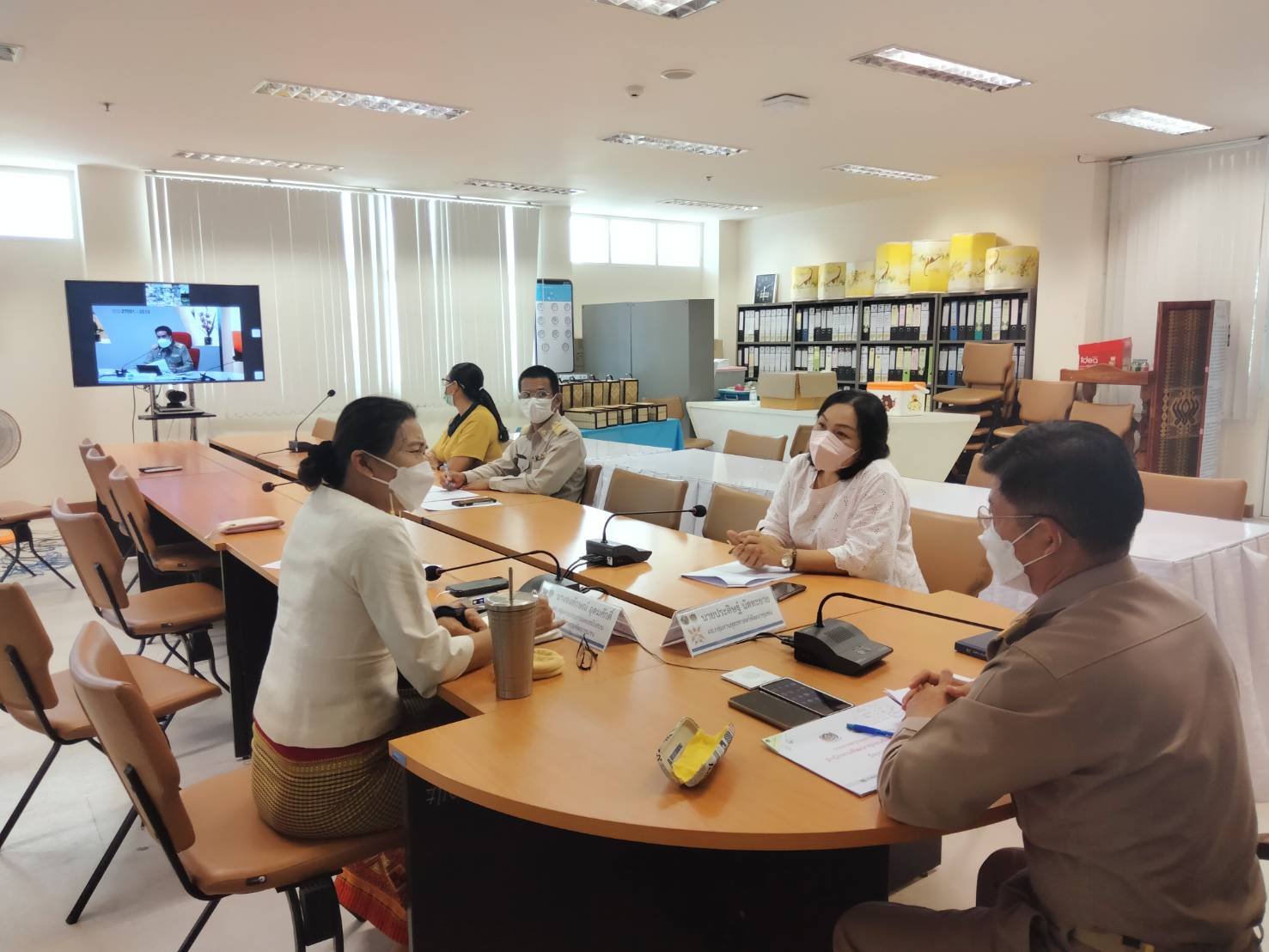 ?พช.ขอนแก่น: ร่วมรับฟังการประชุมคณะทำงานติดตามเร่งรัดการเบิกจ่ายงบประมาณและการใช้จ่ายภาครัฐของกรมการพัฒนาชุมชน ปีงบประมาณ พ.ศ. 2565 ครั้งที่ 6/2565?