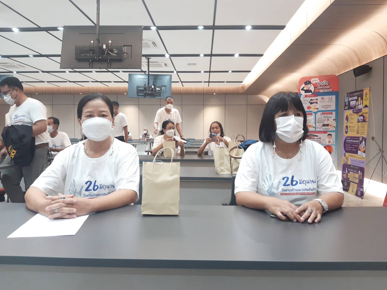 พช.ขอนแก่น : ร่วมกิจกรรมสร้างการรับรู้แก่ประชาชน เนื่องในวันต่อต้านยาเสพติดโลก ประจำปี 2565 จังหวัดขอนแก่น