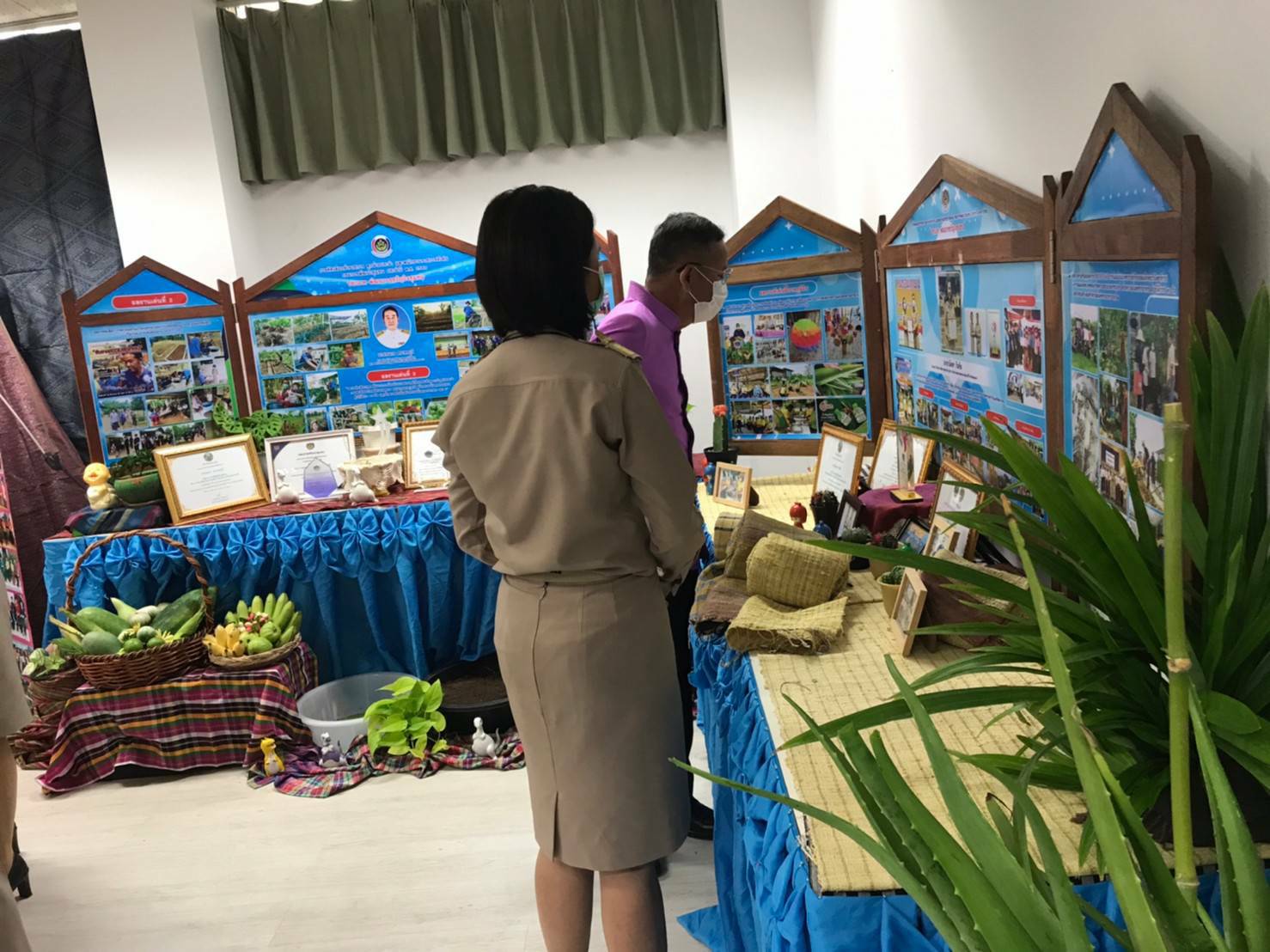 จังหวัดขอนแก่น : นายวสันต์ ชิงชนะ ผู้ตรวจราชการกรมการพัฒนาชุมชน คัดเลือกข้าราชการ ลูกจ้างประจำ และพนักงานราชการดีเด่น กรมการพัฒนาชุมชน ประจำปี พ.ศ. 2565