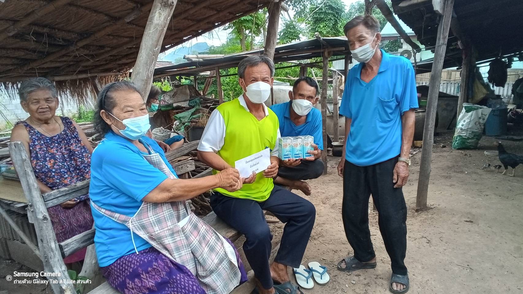 กองทุนแม่ของแผ่นดิน บ้านห้วยถ้ำเต่า หมู่ที่ 8 ตำบลภูผาม่าน ร่วมขับเคลื่อนโครงการการขจัดความยากจนและพัฒนาคนทุกช่วงวัยอย่างยั่งยืน ภายใต้ยุทธศาสตร์ “แก่นคูณ เกื้อกูล คนขอนแก่นไม่ทอดทิ้งกัน”