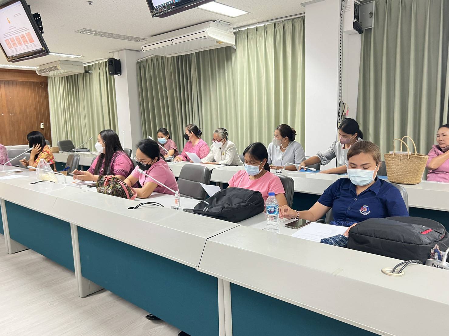 พช.ขอนแก่น : สนองพระดำริ สมเด็จพระเจ้าลูกเธอ เจ้าฟ้าสิริวัณณวรี นารีรัตนราชกัญญา เตรียมการประกวดผ้าลายพระราชทาน “ผ้าขิดลายนารีรัตนราชกัญญา”