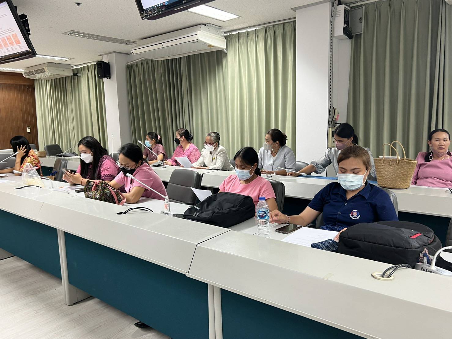 พช.ขอนแก่น : สนองพระดำริ สมเด็จพระเจ้าลูกเธอ เจ้าฟ้าสิริวัณณวรี นารีรัตนราชกัญญา เตรียมการประกวดผ้าลายพระราชทาน “ผ้าขิดลายนารีรัตนราชกัญญา”