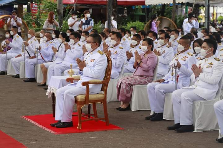 พช.ขอนแก่น ร่วมทำบุญตักบาตรถวายเป็นพระราชกุศล เนื่องในวันเฉลิมพระชนมพรรษา สมเด็จพระนางเจ้าฯ พระบรมราชินี