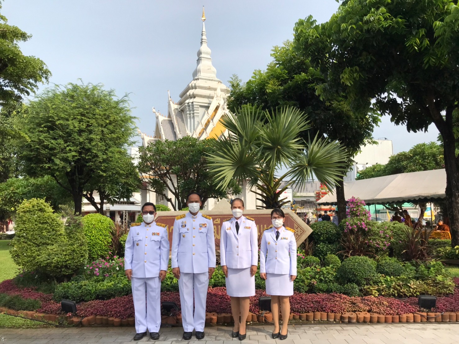 พช.ขอนแก่น ร่วมทำบุญตักบาตรถวายเป็นพระราชกุศล เนื่องในวันเฉลิมพระชนมพรรษา สมเด็จพระนางเจ้าฯ พระบรมราชินี