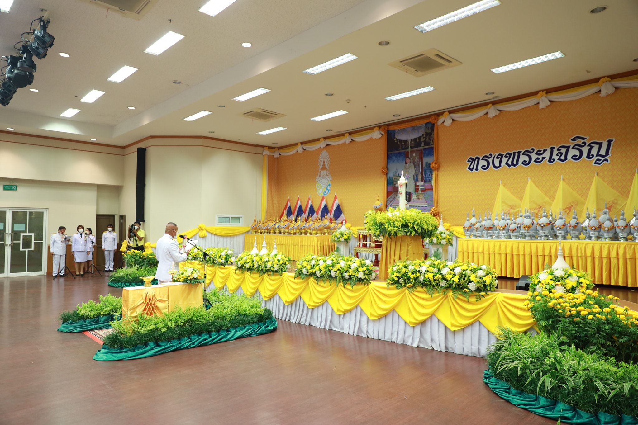 จังหวัดขอนแก่น จัดพิธีถวายเครื่องราชสักการะและถวายพระพรชัยมงคล เนื่องในโอกาสวันเฉลิมพระชนมพรรษาพระบาทสมเด็จพระเจ้าอยู่หัว 28 กรกฎาคม 2565