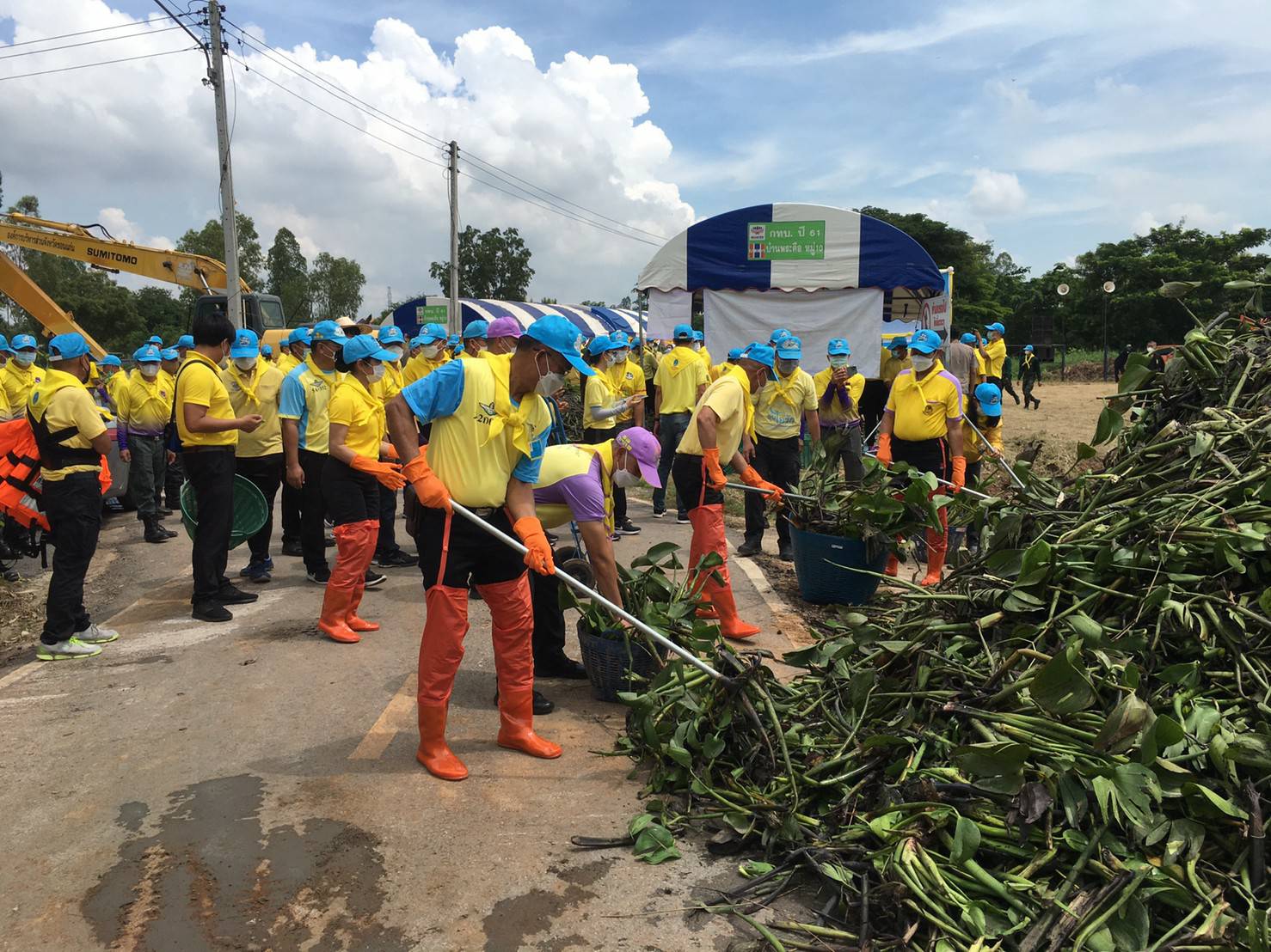 จังหวัดขอนแก่น : จัดกิจกรรมจิตอาสาพัฒนา ในโอกาสวันสำคัญของชาติไทย ประจำปี พ.ศ. 2565 เนื่องในวันเฉลิมพระชนมพรรษา พระบาทสมด็จพระปรเมนทรรามาธิบดีศรีสินทรมหาวชิราลงกรณ พระวชิรเกล้าเจ้าอยู่หัว 