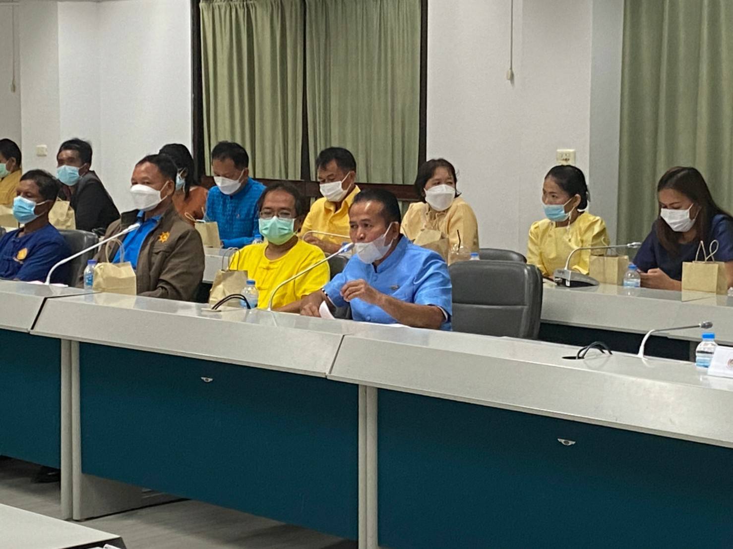 จังหวัดขอนแก่น : ประชุมคณะกรรมการรับรองมาตรฐานการพัฒนาชุมชน จังหวัดขอนแก่น ประจำปี 2565 ตามโครงการส่งเสริมและพัฒนาระบบมาตรฐานการพัฒนาชุมชน ระดับจังหวัด  กิจกรรมที่ ๒ ประเมิน/รับรอง/นำเสนอผลการพัฒนาตามระบบมาตรฐานการพัฒนาชุมชน 