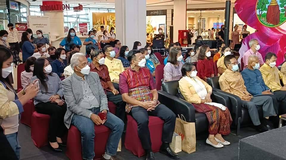 พช.ขอนแก่น : ร่วมพิธีเปิดงาน “มหกรรมผ้าทออีสานสู่สากล Thailand Esaan Fabric Expo 2022”@ขอนแก่น