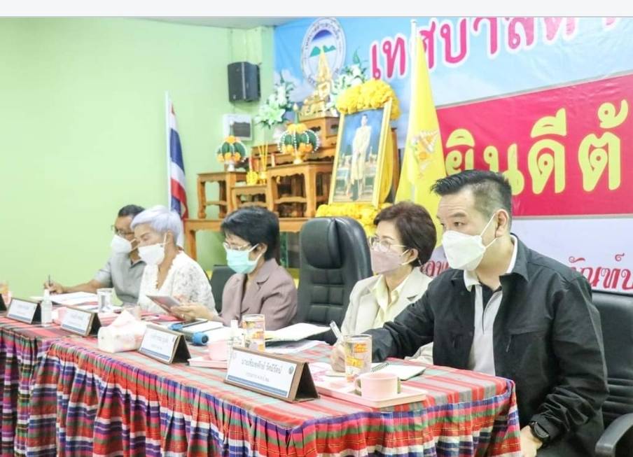 ?พช.ขอนแก่น : ร่วมต้อนรับคณะกรรมการตรวจสอบและประเมินผลประจำกระทรวงการพัฒนาสังคมและความมั่นคงของมนุษย์ (ค.ต.ป.พม.) ในการลงพื้นที่ ตรวจสอบประเมินผลการขับเคลื่อนงานด้านสังคมในพื้นที่อำเภอหนองเรือ จังหวัดขอนแก่น?