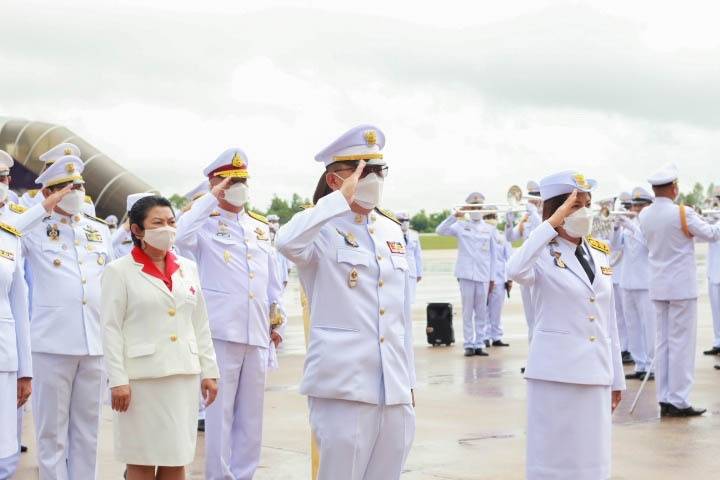 ?จังหวัดขอนแก่น เชิญเทียนพรรษาและผ้าอาบน้ำฝนพระราชทาน และพิธีสมโภชเทียนพรรษาพระราชทาน เมืองขามแก่น เสียงแคน ดอกคูน ประจำปี 2565 ?