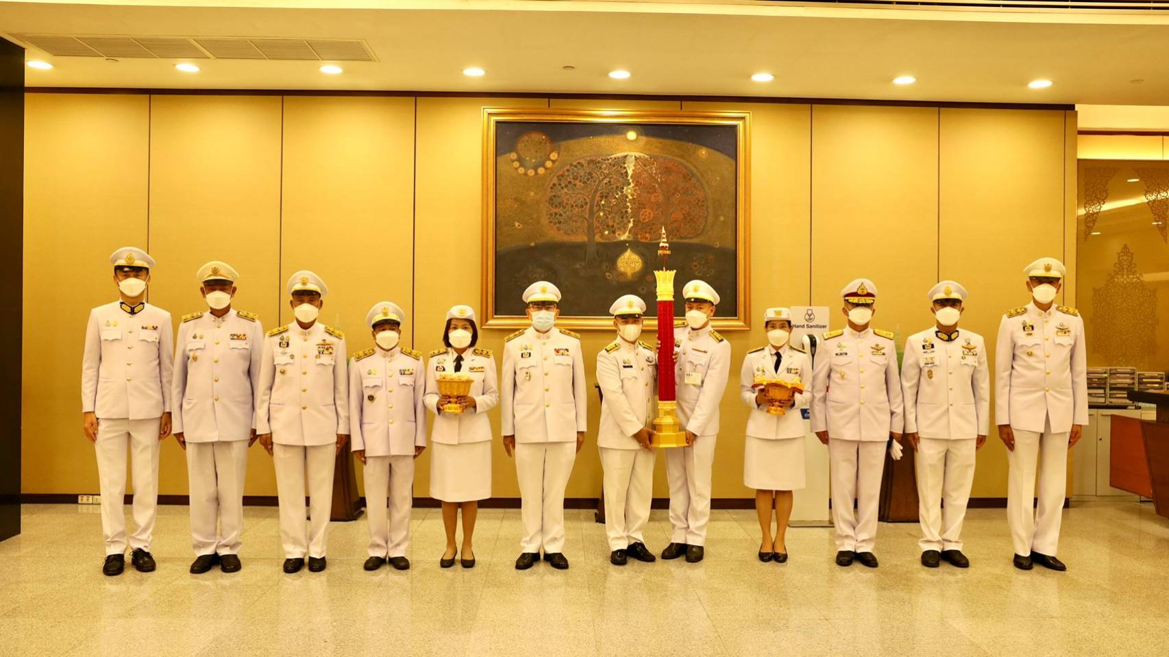 ?จังหวัดขอนแก่น เชิญเทียนพรรษาและผ้าอาบน้ำฝนพระราชทาน และพิธีสมโภชเทียนพรรษาพระราชทาน เมืองขามแก่น เสียงแคน ดอกคูน ประจำปี 2565 ?