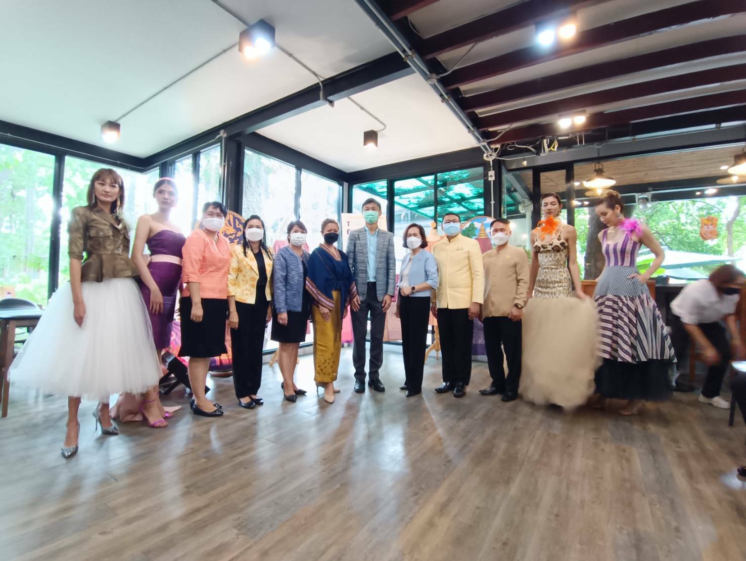 ?พช.ขอนแก่น : ร่วมพิธีแถลงข่าวการจัดงาน “มหกรรมผ้าทออีสานสู่สากล THALAND ESAN FABRIC EXPO 2022 @ KHONKAEN”?