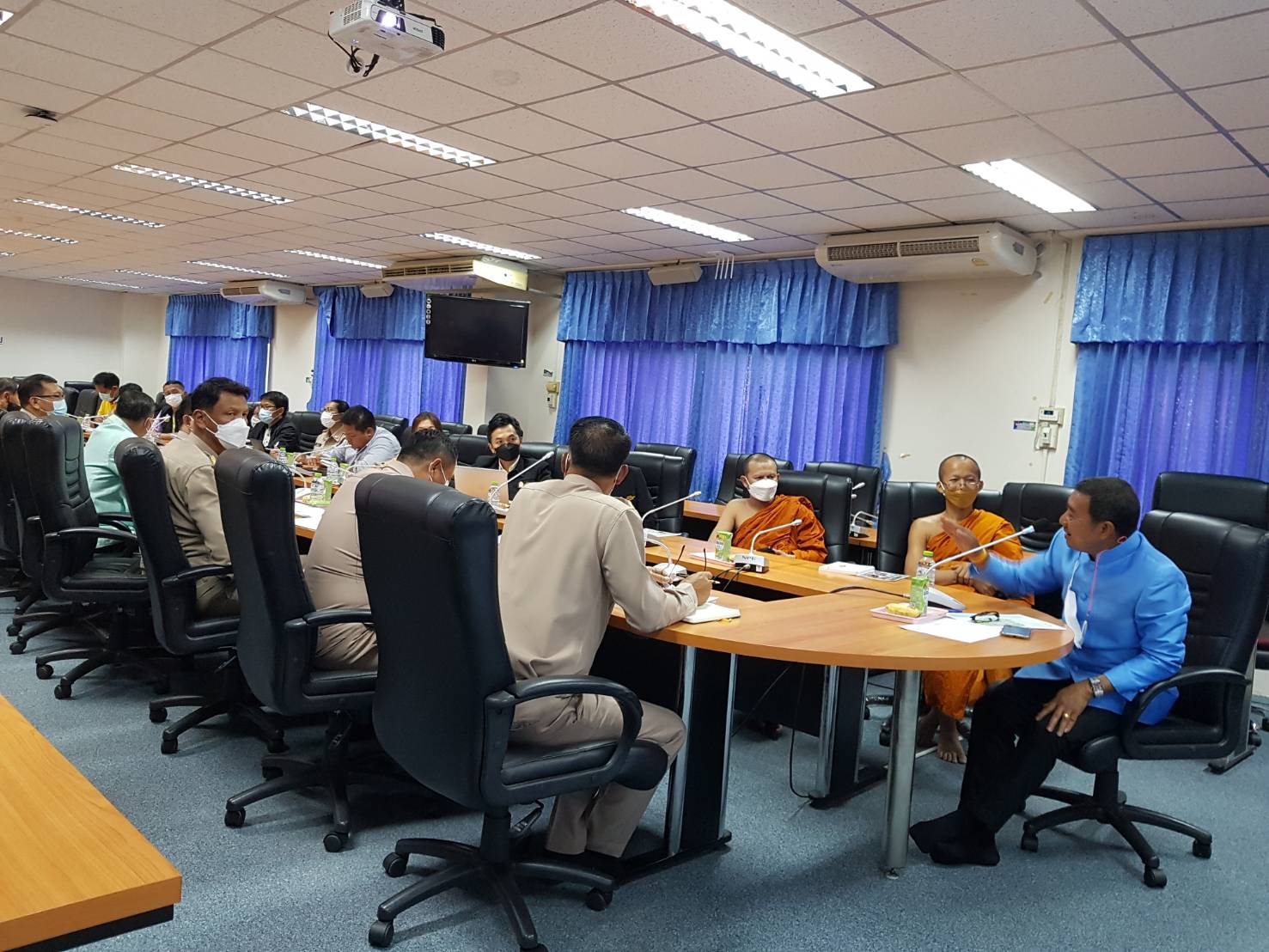 ?จังหวัดขอนแก่น : ประชุมเตรียมความพร้อมการขับเคลื่อนเขตพัฒนาเศรษฐกิจพอเพียง (SEDZ) ด้วยโมเดลเศรษฐกิจใหม่ 130 ปี กระทรวงมหาดไทย “ความสุขสร้างได้…ด้วยใจอาสา” : วัด ประชา รัฐ สร้างสุข วิถีพุทธอารยเกษตร มจร. ขอนแก่น เฉลิมพระเกียรติพระบาทสมเด็จพระชิรเกล้าเจ้าอยู่หัว เนื่องในโอกาสมหามงคลทรงมีพระชนมายุครบ 70 พรรษา?