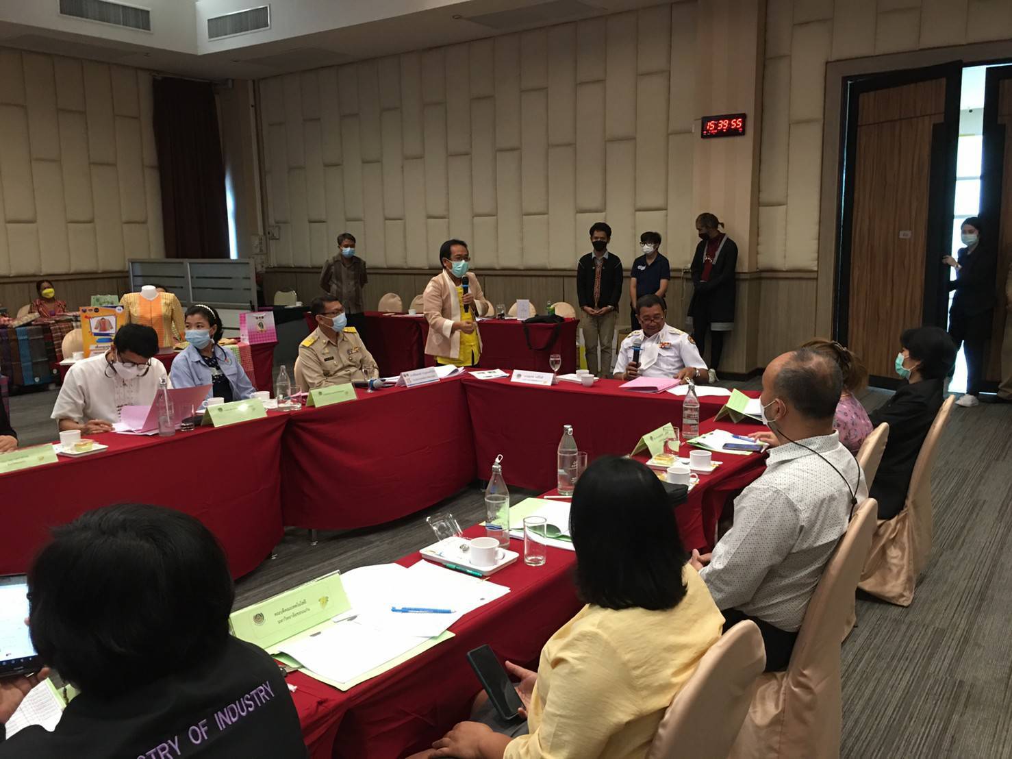 จังหวัดขอนแก่น : คัดเลือก ผลิตภัณฑ์ OTOP ร่วมประกวดระดับประเทศ?