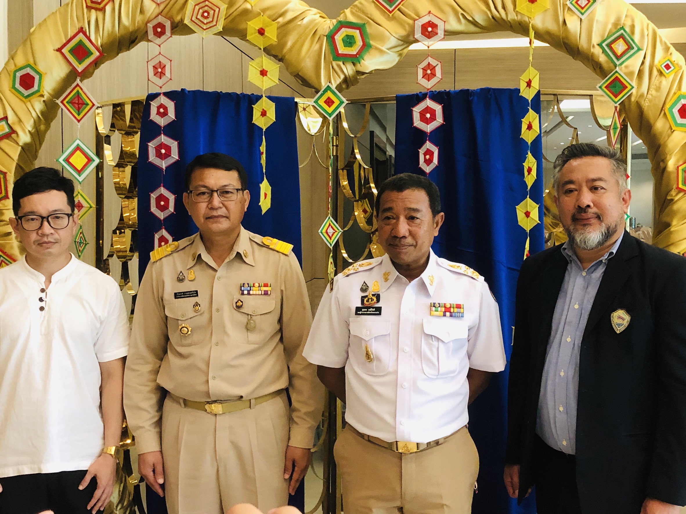 จังหวัดขอนแก่น : คัดเลือก ผลิตภัณฑ์ OTOP ร่วมประกวดระดับประเทศ?