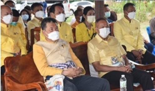 ?จังหวัดขอนแก่น: ปลัดกระทรวงมหาดไทย(นายสุทธิพงษ์ จุลเจริญ) ลงพื้นที่ศูนย์เรียนรู้ 19 พอเพียง จังหวัดขอนแก่น เน้นย้ำ ขับเคลื่อนขยายผลสร้างทีมอำเภอ ทีมตำบล ในทุกอำเภอเพื่อพัฒนาคน และคนพัฒนาพื้นที่อย่างยั่งยืน