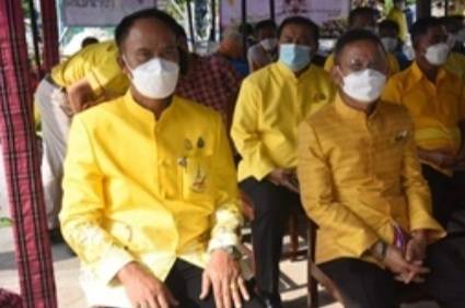 ?จังหวัดขอนแก่น: ปลัดกระทรวงมหาดไทย(นายสุทธิพงษ์ จุลเจริญ) ลงพื้นที่ศูนย์เรียนรู้ 19 พอเพียง จังหวัดขอนแก่น เน้นย้ำ ขับเคลื่อนขยายผลสร้างทีมอำเภอ ทีมตำบล ในทุกอำเภอเพื่อพัฒนาคน และคนพัฒนาพื้นที่อย่างยั่งยืน