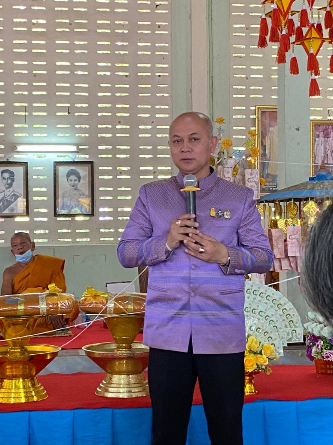 พช.ขอนแก่น : รองอธิบดีกรมการพัฒนาชุมชน (นายสุรศักดิ์  อักษรกุล) ทอดผ้าป่าสามัคคี สมทบทุนสร้างอุโบสถวัดทางพาด อำเภอเขาสวนกวาง จังหวัดขอนแก่น