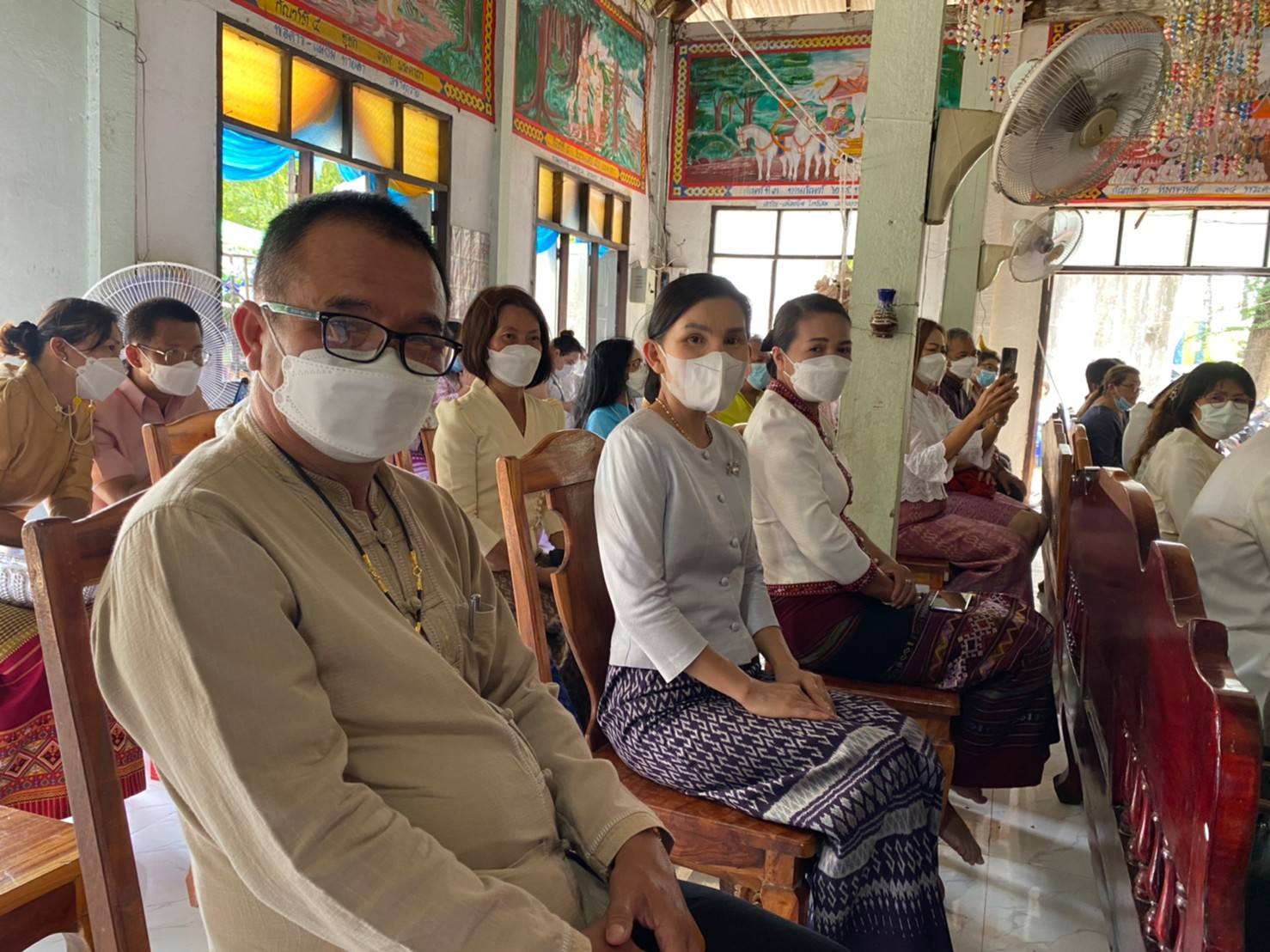 พช.ขอนแก่น : รองอธิบดีกรมการพัฒนาชุมชน (นายสุรศักดิ์  อักษรกุล) ทอดผ้าป่าสามัคคี สมทบทุนสร้างอุโบสถวัดทางพาด อำเภอเขาสวนกวาง จังหวัดขอนแก่น