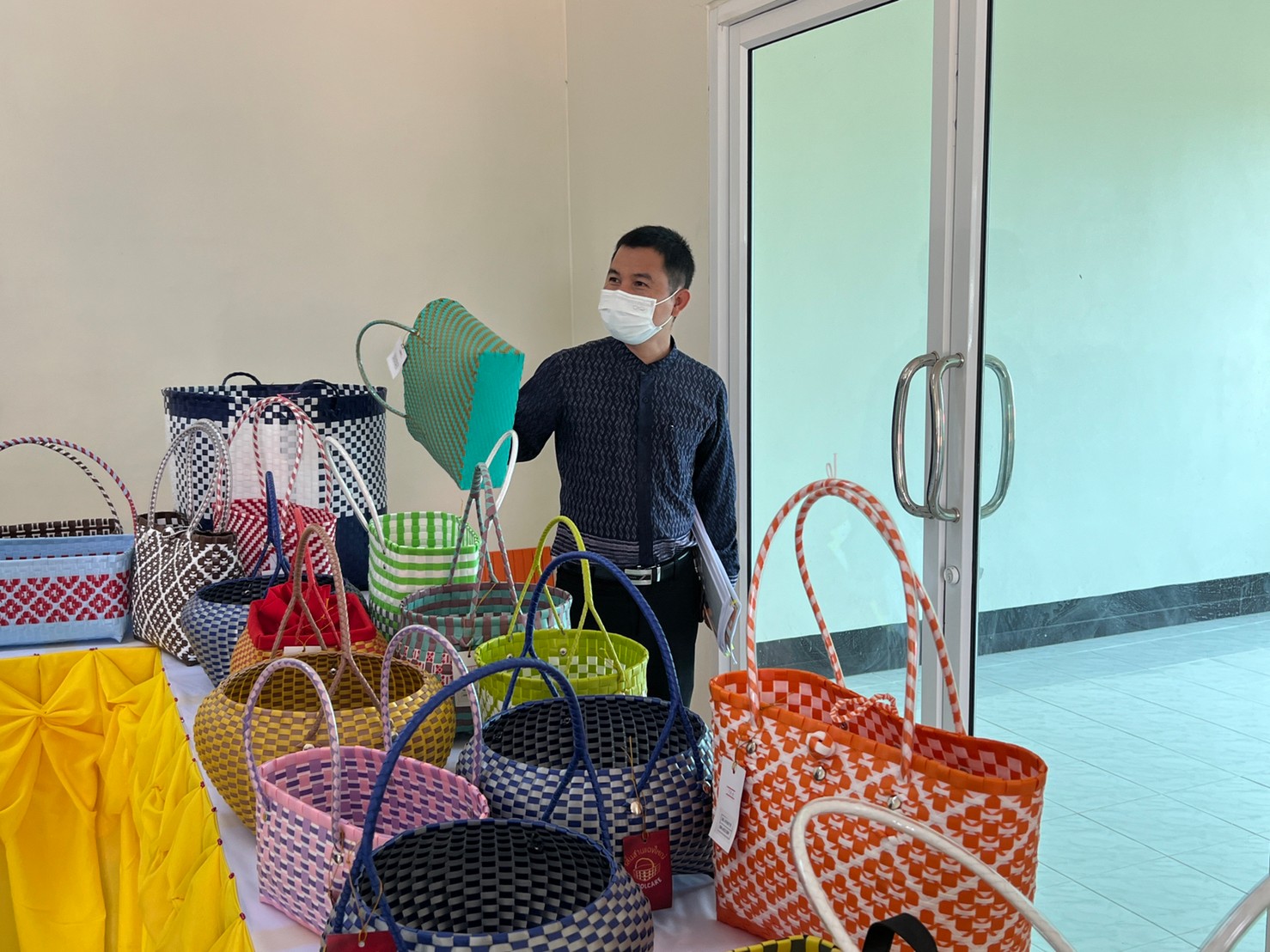 จังหวัดขอนแก่น : นายวสันต์ ชิงชนะ ผู้ตรวจราชการกรมการพัฒนาชุมชน พิจารณาคัดเลือกสารสนเทศตำบลต้นแบบ เพื่อพัฒนาคุณภาพชีวิต ระดับเขตตรวจราชการที่ 12 ประจำปี 2565 