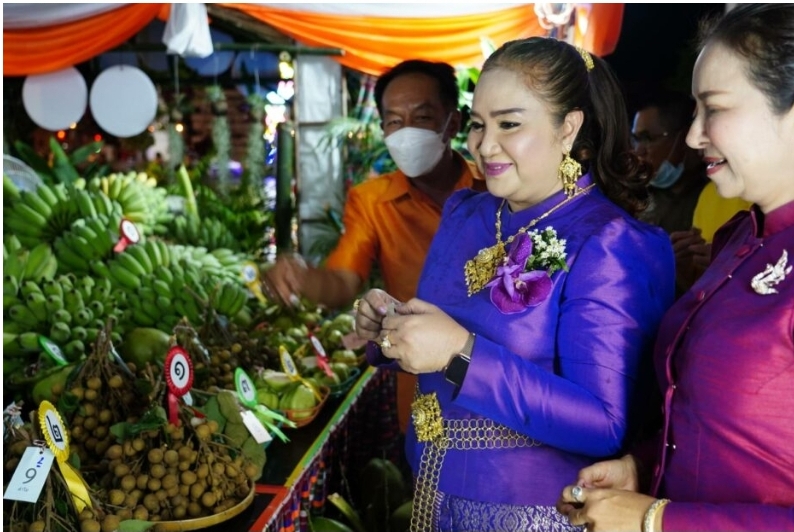 ?จังหวัดขอนแก่น : ยิ่งใหญ่อลังการ! ‘อ.ชุมแพ’ จัดงานประจำปีรวมของดีเมืองชุมแพครั้งที่ 19 ชวนชิม – ชม- ช้อป ตลาดนัดประชารัฐคนไทยยิ้มได้ ?