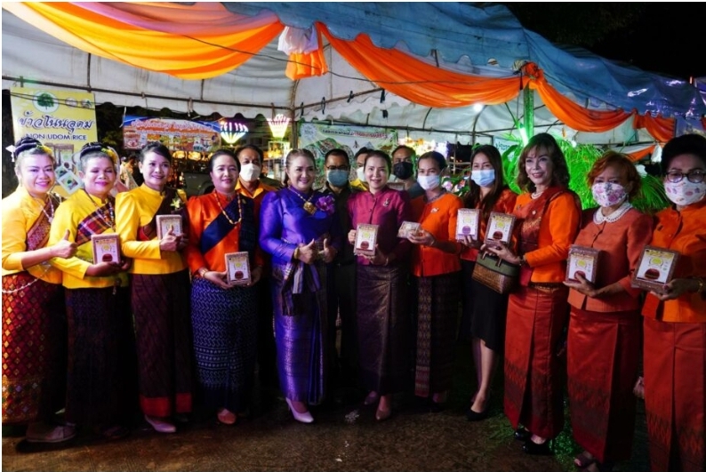 ?จังหวัดขอนแก่น : ยิ่งใหญ่อลังการ! ‘อ.ชุมแพ’ จัดงานประจำปีรวมของดีเมืองชุมแพครั้งที่ 19 ชวนชิม – ชม- ช้อป ตลาดนัดประชารัฐคนไทยยิ้มได้ ?