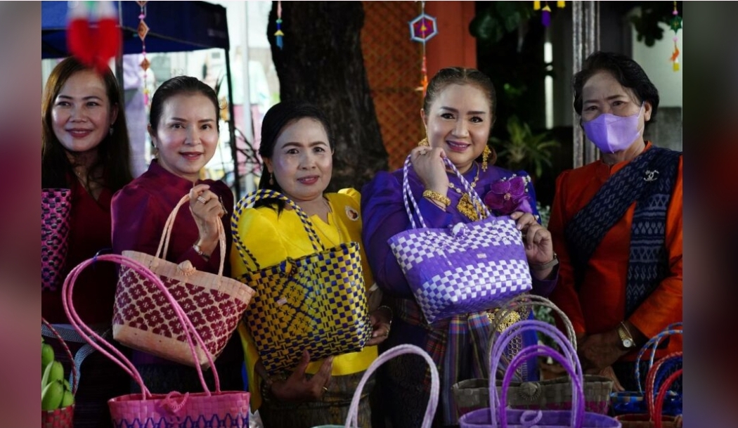 ?จังหวัดขอนแก่น : ยิ่งใหญ่อลังการ! ‘อ.ชุมแพ’ จัดงานประจำปีรวมของดีเมืองชุมแพครั้งที่ 19 ชวนชิม – ชม- ช้อป ตลาดนัดประชารัฐคนไทยยิ้มได้ ?