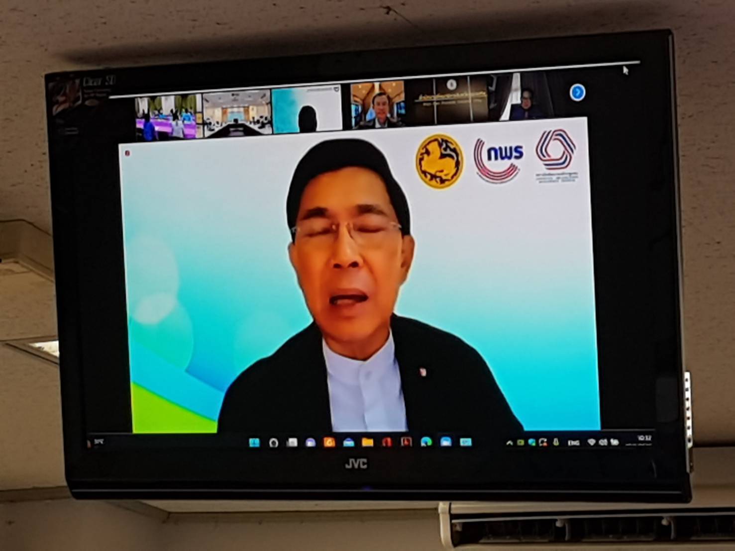 พช. ขอนแก่น : ร่วมประชุมการตรวจติดตามความก้าวหน้าการขับเคลื่อนการพัฒนารูปแบบการเพิ่มประสิทธิภาพการบริหารราชการในจังหวัดให้มีการทำงานที่มีผลสัมฤทธิ์สูง (High Performance Province : HPP) ประจำปีงบประมาณ พ.ศ. 2565