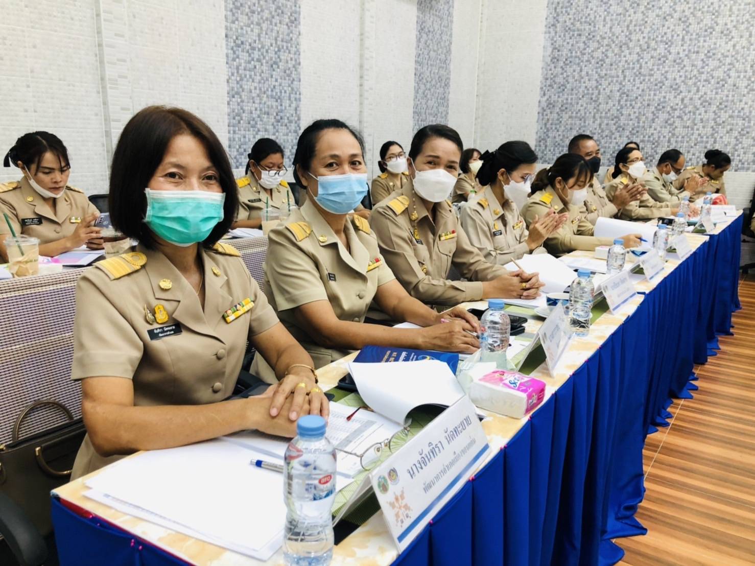 พช.ขอนแก่น : ประชุมผู้บริหารและนักวิชาการพัฒนาชุมชนจังหวัด เพื่อติดตามงานและประสานงานในการขับเคลื่อนงานพัฒนาชุมชน ครั้งที่ 7/2565