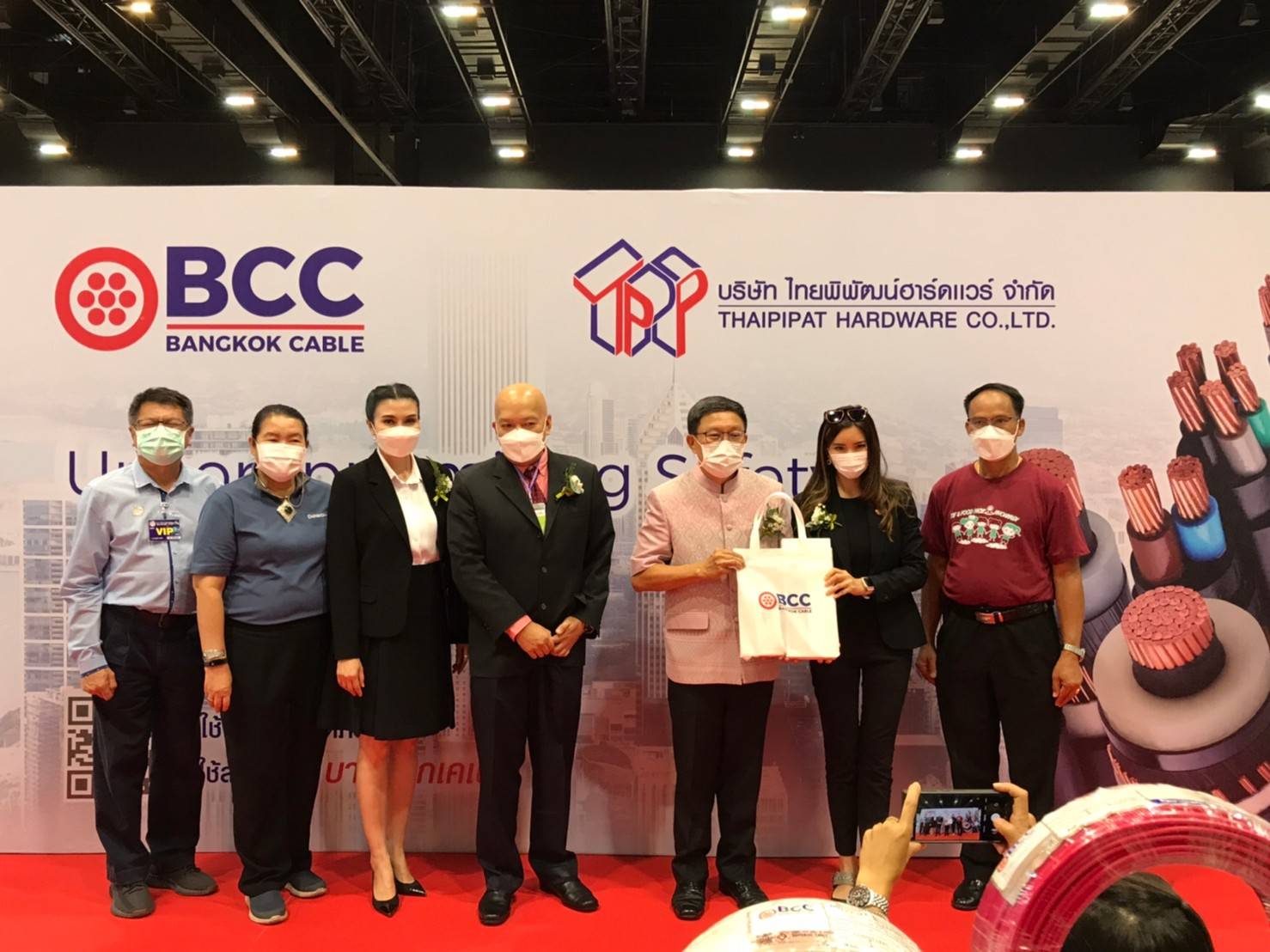 พช.ขอนแก่น : ร่วมเป็นเกียรติพิธีเปิดงาน TIF & FOOD PACK @KHON KAEN งานแสดงเทคโนโลยีเครื่องจักรอุตสาหกรรม เครื่องจักรแปรรูปธุรกิจอาหาร-เครื่องดื่ม บรรจุภัณฑ์ ระบบโลจิสติกส์ และสินค้าอุตสาหกรรมครบวงจร ครั้งที่ 3