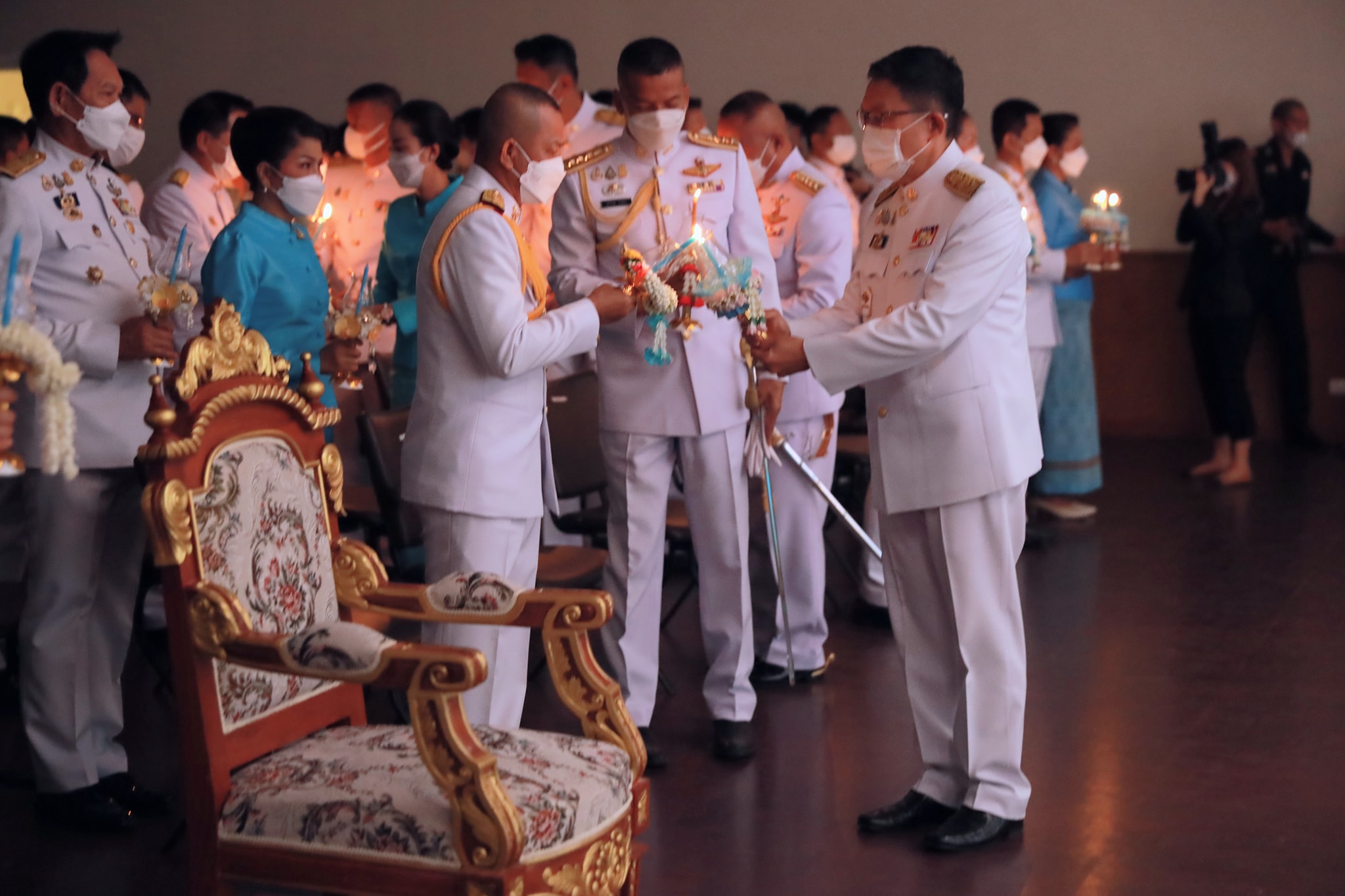จังหวัดขอนแก่น : พสกนิกรชาวขอนแก่น ร่วมพิธีถวายเครื่องราชสักการะและวางพานพุ่ม พิธีจุดเทียนถวายพระพรชัยมงคล สมเด็จพระนางเจ้าสิริกิติ์ พระบรมราชินีนาถ พระบรมราชชนนีพันปีหลวง เนื่องในโอกาสวันเฉลิมพระชนมพรรษา 12 สิงหาคม 2565