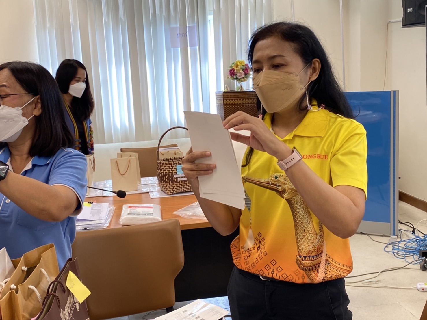 พช.ขอนแก่น : เตรียมผลิตภัณฑ์ OTOP คัดสรรสุดยอดหนึ่งตำบล หนึ่งผลิตภัณฑ์ไทย ปี 2565 (OTOP Product Champion : OPC) สู่เวทีระดับประเทศ