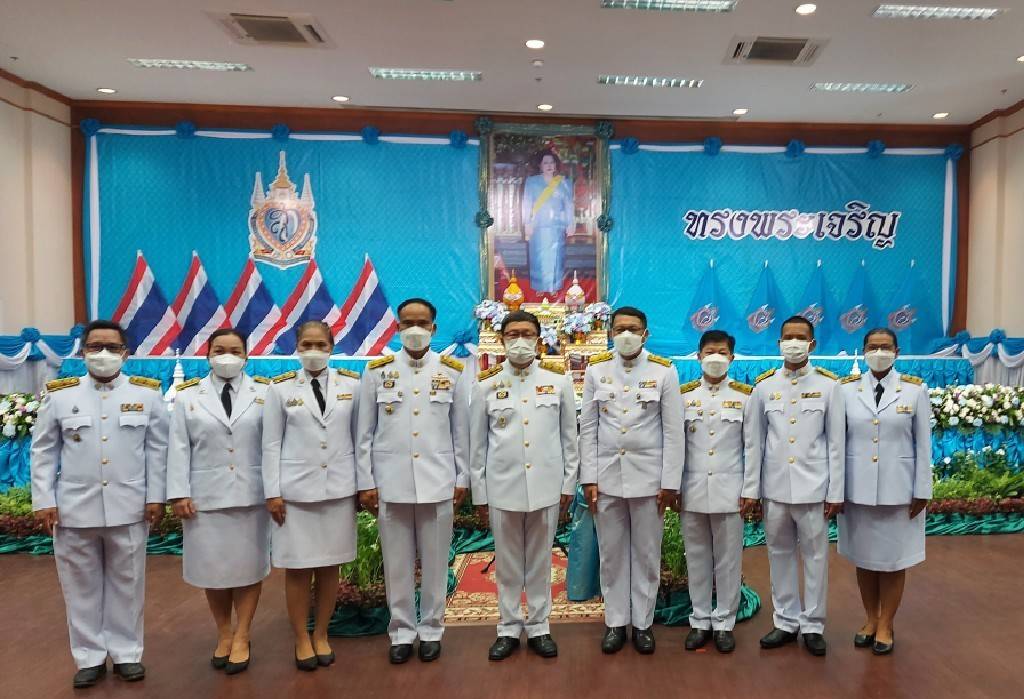 จังหวัดขอนแก่น : ” ผู้ว่าราชการจังหวัดขอนแก่น” เป็นประธานทำบุญตักบาตร พระสงฆ์ เพื่อถวายเป็นพระราชกุศล เนื่องในโอกาสวันเฉลิมพระชนมพรรษา 90 พรรษา 12 สิงหาคม 2565 สมเด็จพระนางเจ้าสิริกิติ์ พระบรมราชินีนาถ พระบรมราชชนนีพันปีหลวง 12 สิงหาคม 2565