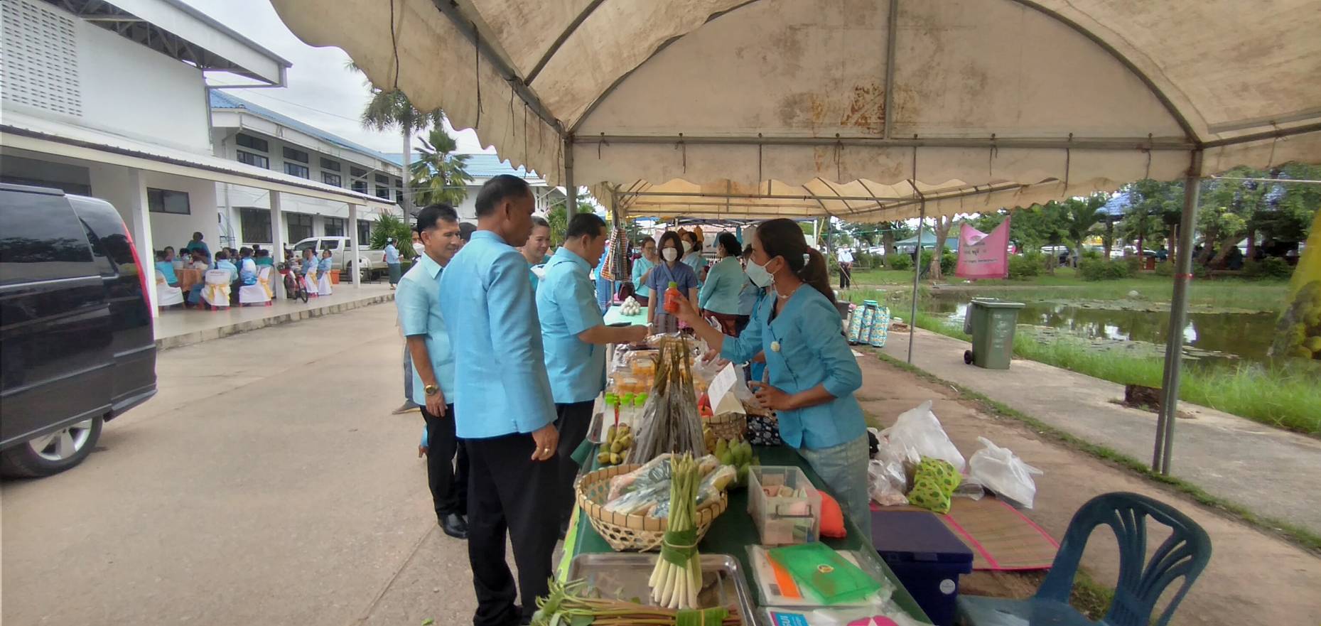 พช.ขอนแก่น  : ร่วมกิจกรรมรวมพลังสตรีอำเภอบ้านฝาง สืบสาน สร้างสรรค์ แบ่งปันชุมชน” เพื่อเฉลิมพระเกียรติสมเด็จพระนางเจ้าสิริกิติ์ พระบรมราชินีนาถ พระบรมราชชนนีพันปีหลวง เนื่องในโอกาสมหามงคลเฉลิมพระชนมพรรษา 90 พรรษา