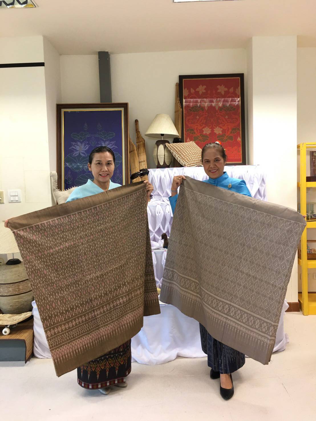 พช. ขอนแก่น : สืบสานแนวพระดำริ ‘เจ้าฟ้าสิริวัณณวรีฯ’ รับผ้าประกวด ผ้าลายพระราชทาน ‘ผ้าขิดลายนารีรัตนราชกัญญา’ ชิงรางวัลพระราชทาน ปี 65