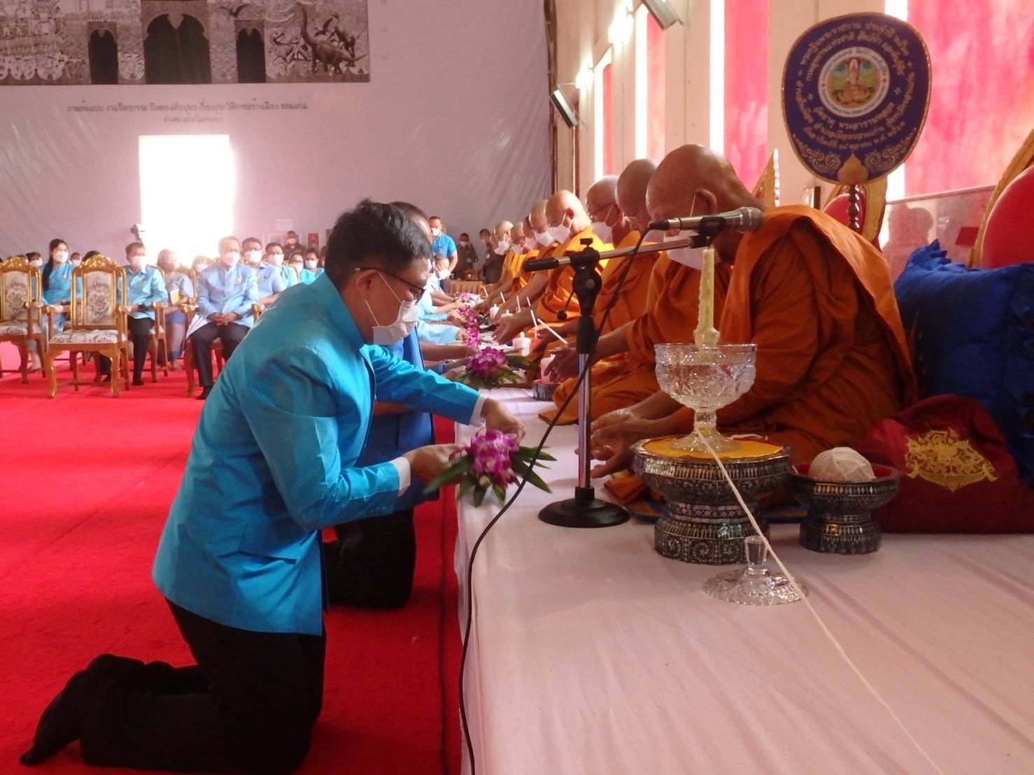 พช.ขอนแก่น : ร่วมพิธีเจริญพระพุทธมนต์ถวายเป็นพระราชกุศลแด่สมเด็จพระนางเจ้าสิริกิติ์ พระบรมราชินีนาถ พระบรมราชชนนีพันปีหลวง เนื่องในโอกาสมหามงคลเฉลิมพระชนมพรรษา 90 พรรษา 12 สิงหาคม 2565