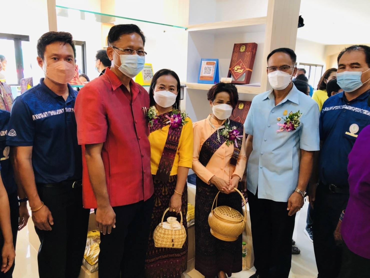 พช.ขอนแก่น : ร่วมเป็นเกียรติในพิธีเปิด “ งานมหกรรมวิชาการ 1 กศน.ตำบล 1 หลักสูตรอาชีพคุณภาพ “ สำนักงาน กศน.จังหวัดขอนแก่น ประจำปีงบประมาณ พ.ศ. 2565 และร่วมลงนามบันทึกข้อตกลงความร่วมมือทางวิชาการ