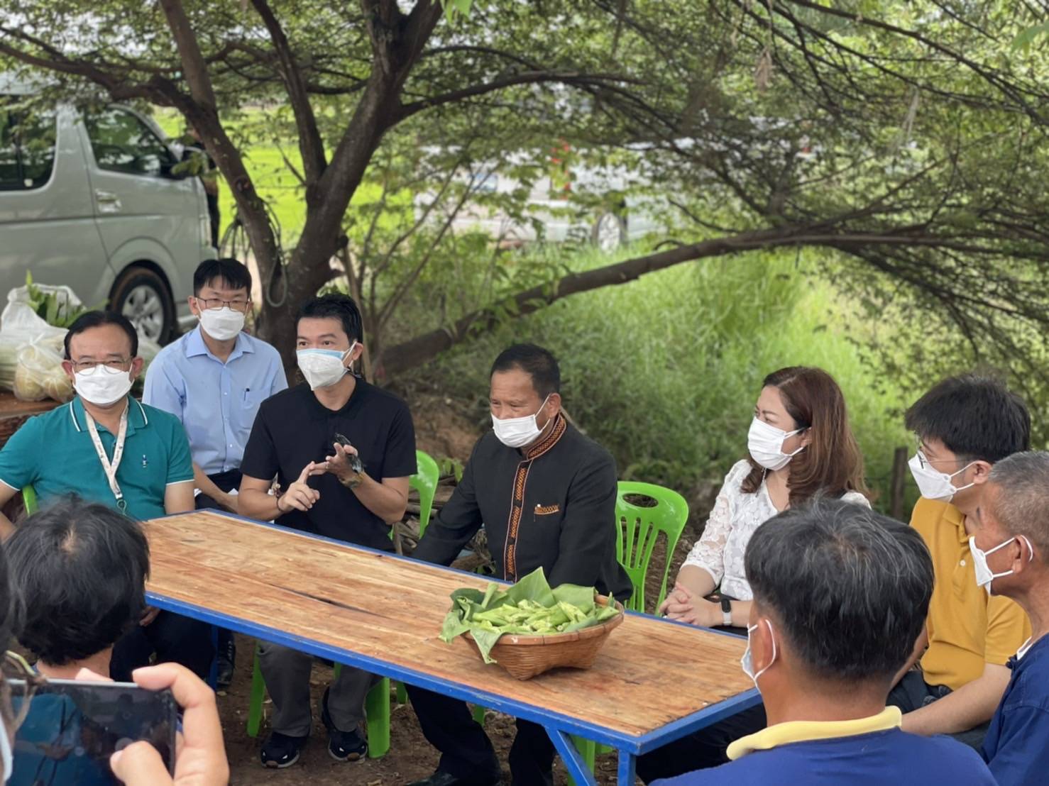 พช.ขอนแก่น : รองอธิบดีกรมการพัฒนาชุมชน (นายนิวัติ  น้อยผาง) ลงพื้นที่ร่วมประเมินความสำเร็จ “โคก หนอง นา โมเดล” ตามการติดตามประเมินผลโครงการภายใต้พระราชกำหนดให้อำนาจกระทรวงการคลังกู้เงินเพื่อแก้ไขปัญหา เยียวยา และฟื้นฟูเศรษฐกิจและสังคมที่ได้รับผลกระทบจากการระบาดของโรคติดต่อเชื้อไวรัสโคโรนา 2019 พ.ศ. 2563
