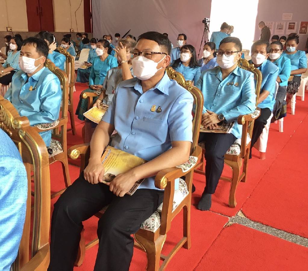 พช.ขอนแก่น : ร่วมพิธีเจริญพระพุทธมนต์ถวายเป็นพระราชกุศลแด่สมเด็จพระนางเจ้าสิริกิติ์ พระบรมราชินีนาถ พระบรมราชชนนีพันปีหลวง เนื่องในโอกาสมหามงคลเฉลิมพระชนมพรรษา 90 พรรษา 12 สิงหาคม 2565